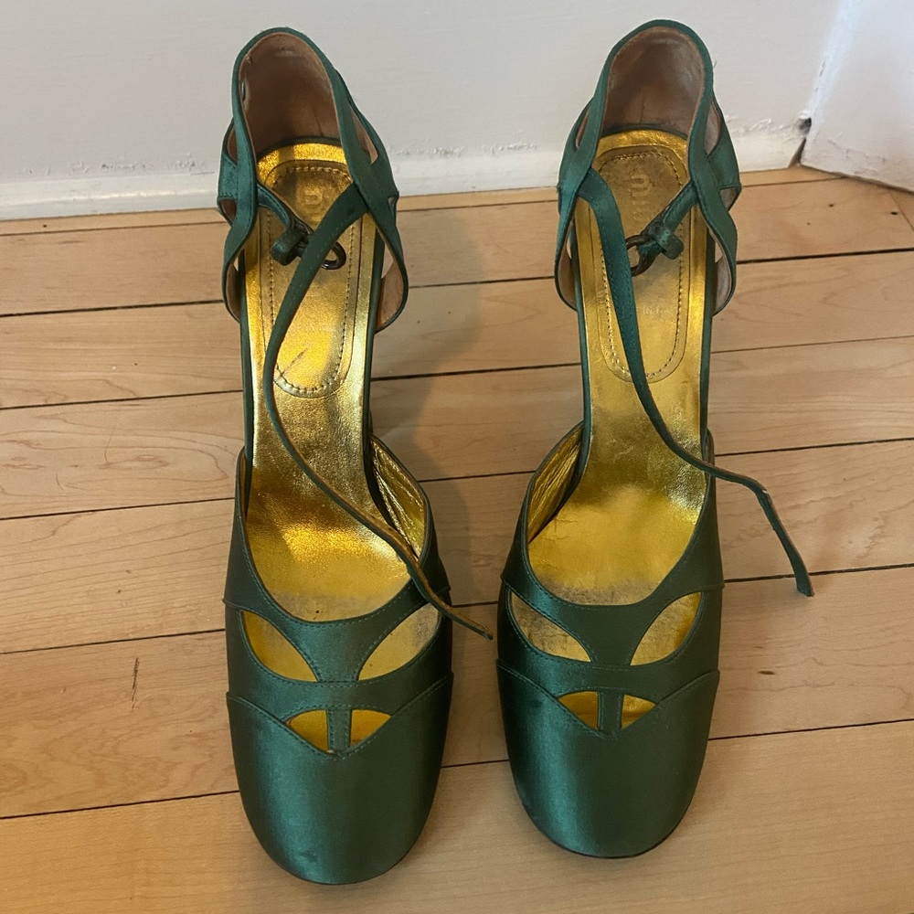 Elegant Green Satin Women's Shoes